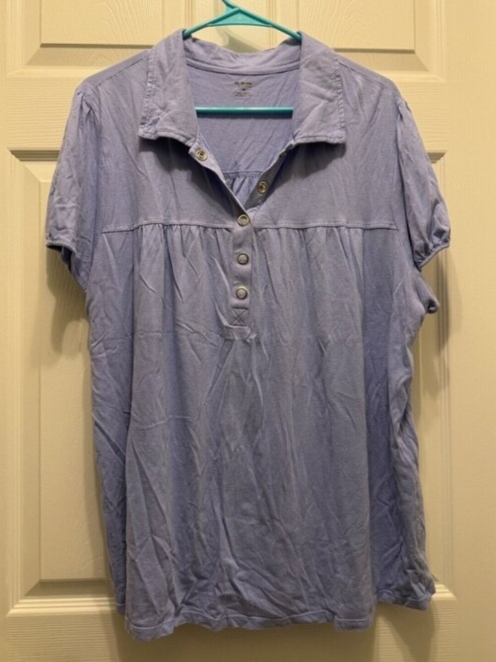 Purple Short Sleeve Top With Collar And Snaps 3X
